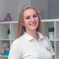 Шайкина Оксана Евгеньевна - тренер по лечебной физической культуре.