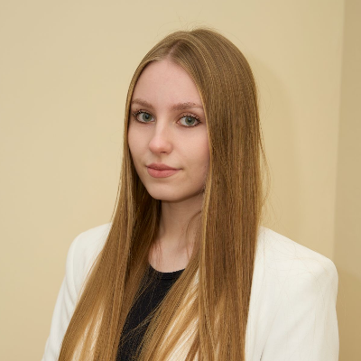 Симагова Дарья Алексеевна - нейропсихолог в центре "Здоровый ребенок" на ул. Лизюкова, 24 и Ленинском пр-т, 43а.