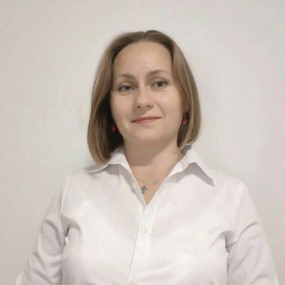 Логинова Ольга Казимировна - логопед, дефектолог ведет прием в филиале на Ленинском пр-те, 43а.